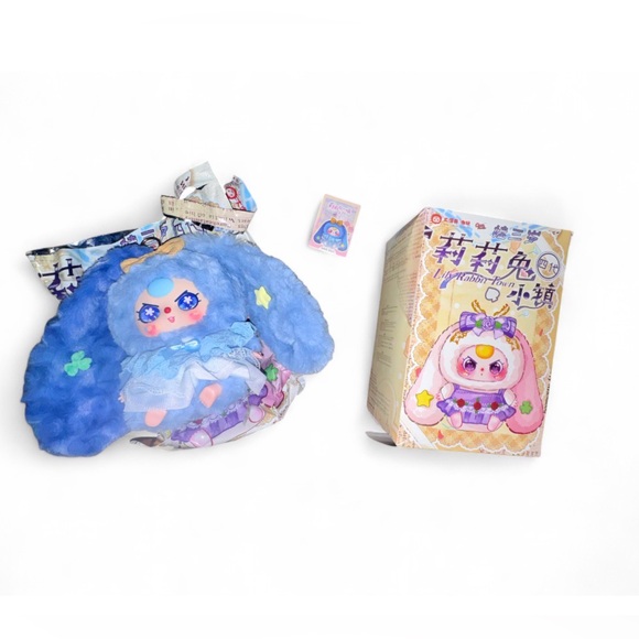 Lily Rabbit Plush – Special Eyes Variant (Scented) – Gently Opened - Picture 4 of 7